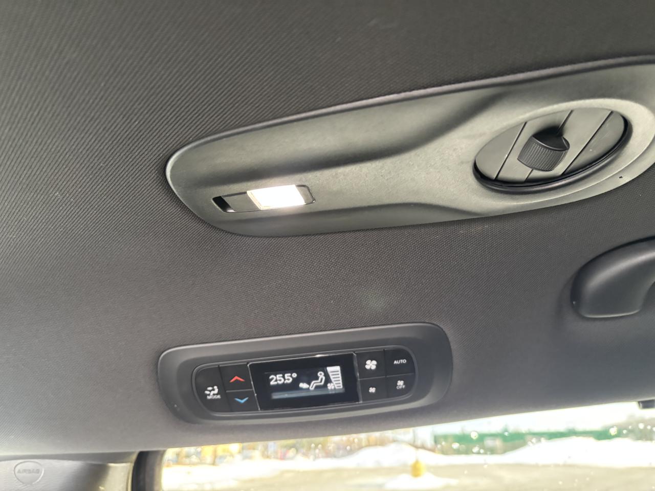 2018 Chrysler Pacifica Touring Plus - Photo #14