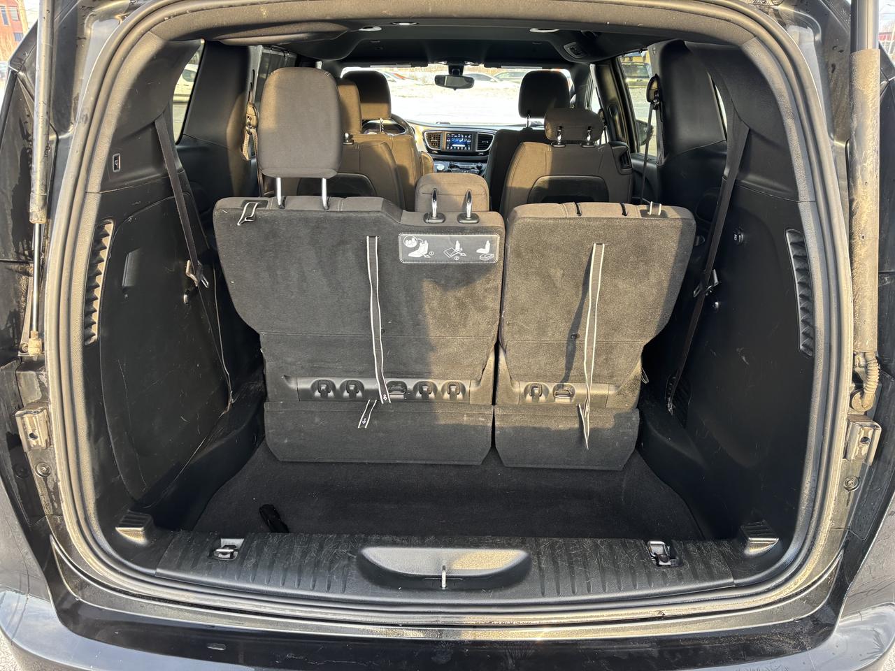 2018 Chrysler Pacifica Touring Plus - Photo #16