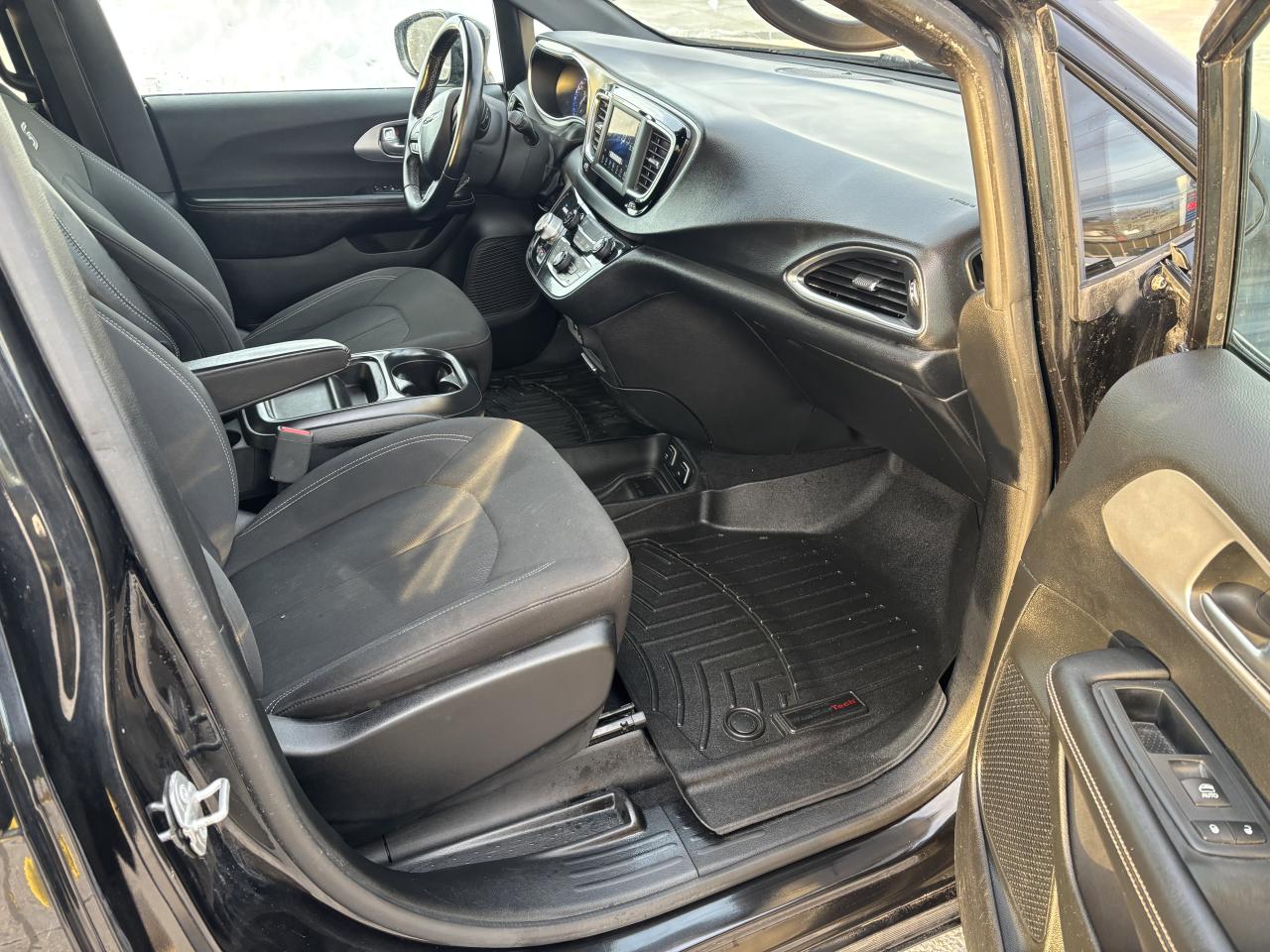 2018 Chrysler Pacifica Touring Plus - Photo #20