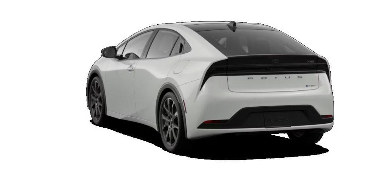 2026 Toyota Prius Plug-In Hybrid XSE Photo2