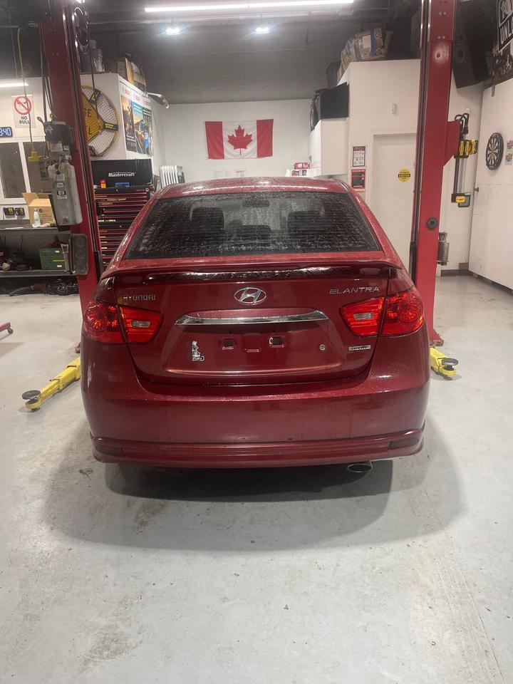 2010 Hyundai Elantra GL w/Sport Photo