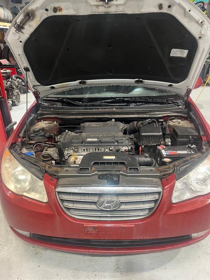 2010 Hyundai Elantra GL w/Sport Photo