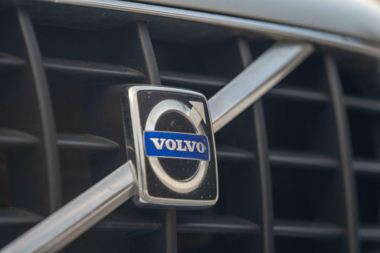 2009 Volvo XC70 T6 AWD WAGON Photo