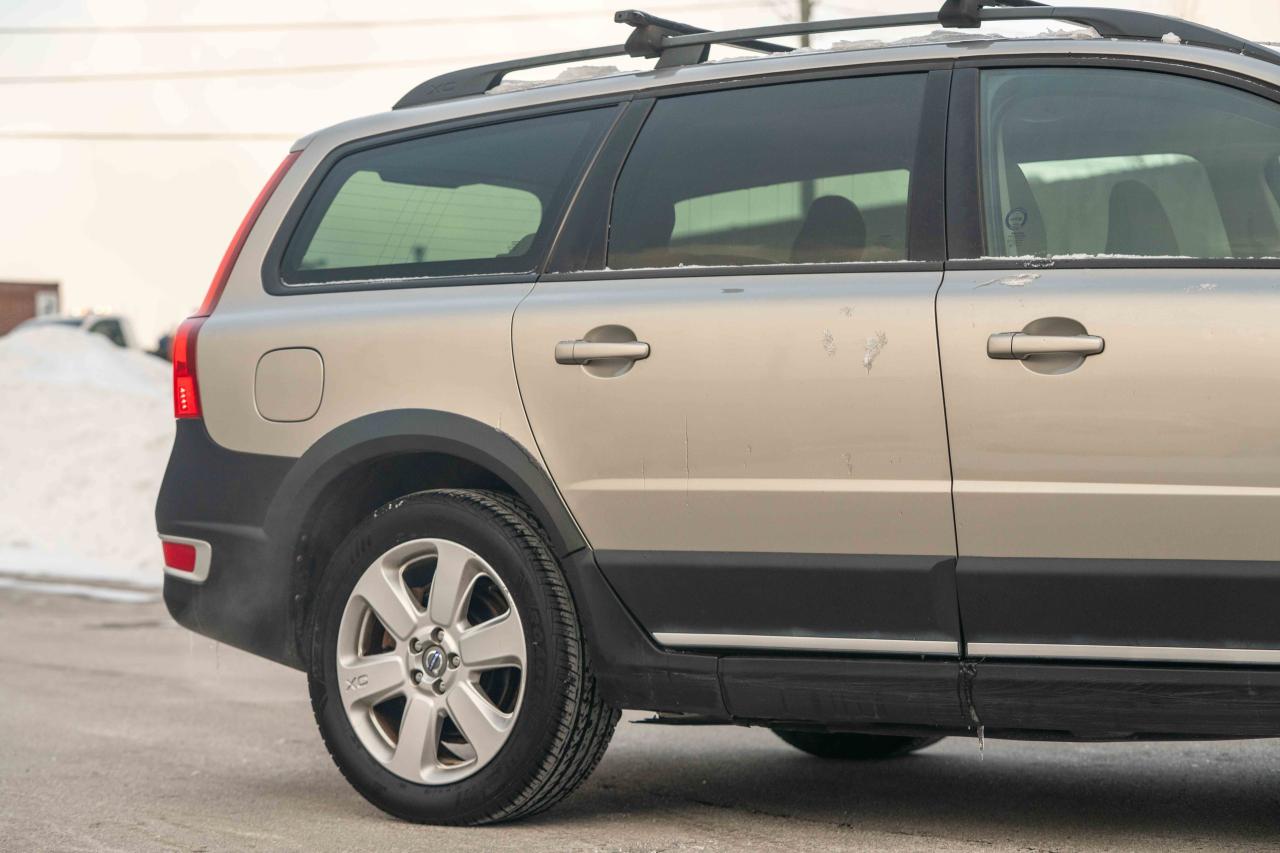 2009 Volvo XC70 T6 AWD WAGON Photo