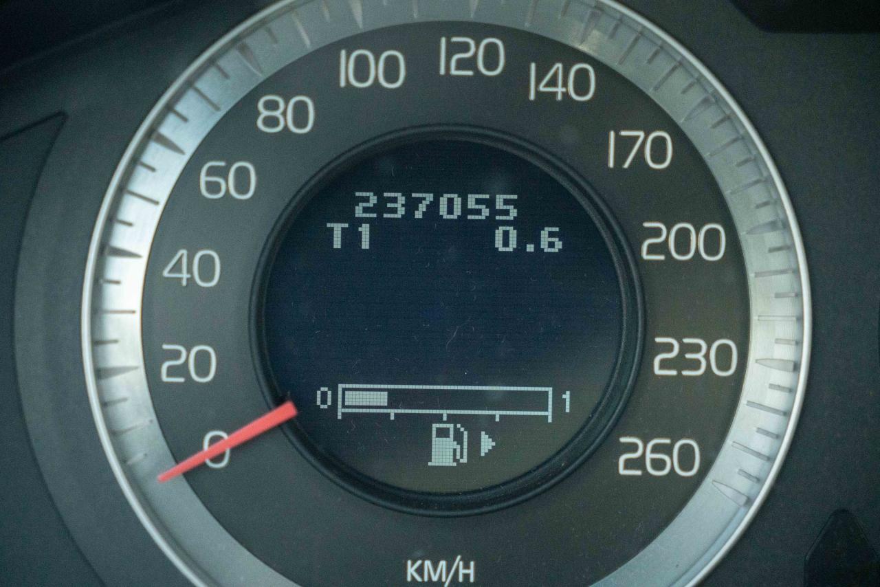 2009 Volvo XC70 T6 AWD WAGON Photo