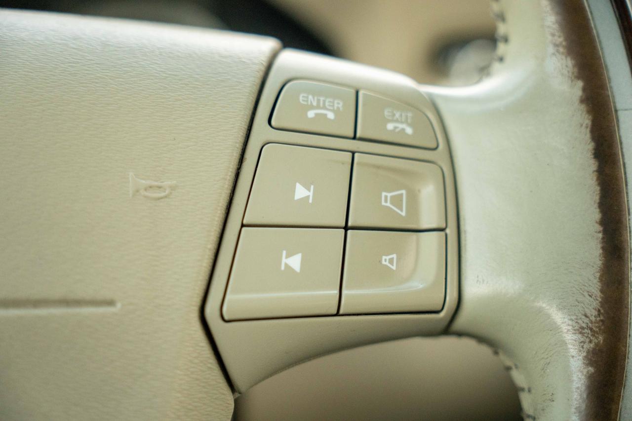 2009 Volvo XC70 T6 AWD WAGON Photo