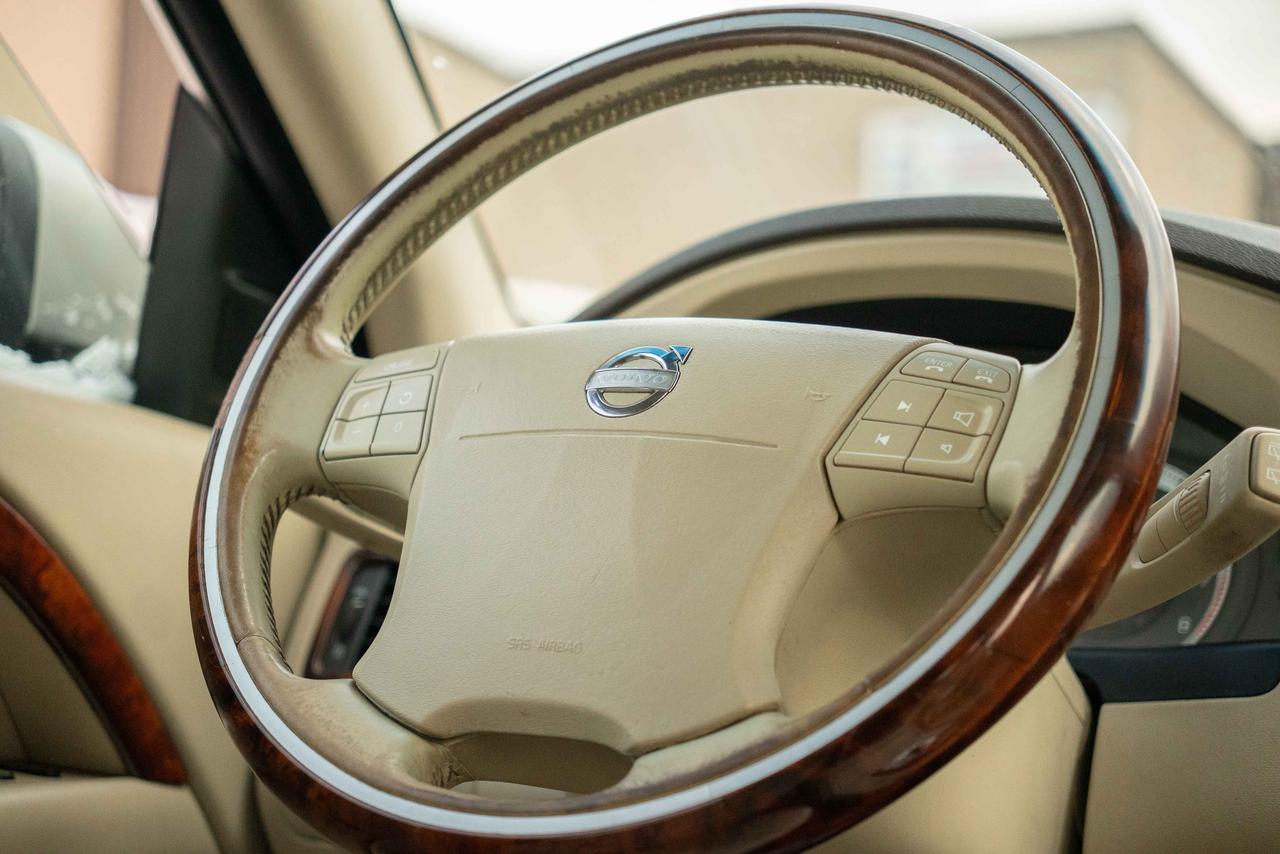 2009 Volvo XC70 T6 AWD WAGON Photo