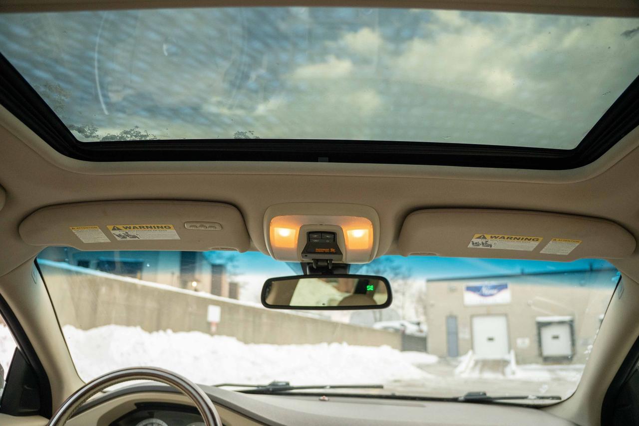 2009 Volvo XC70 T6 AWD WAGON Photo