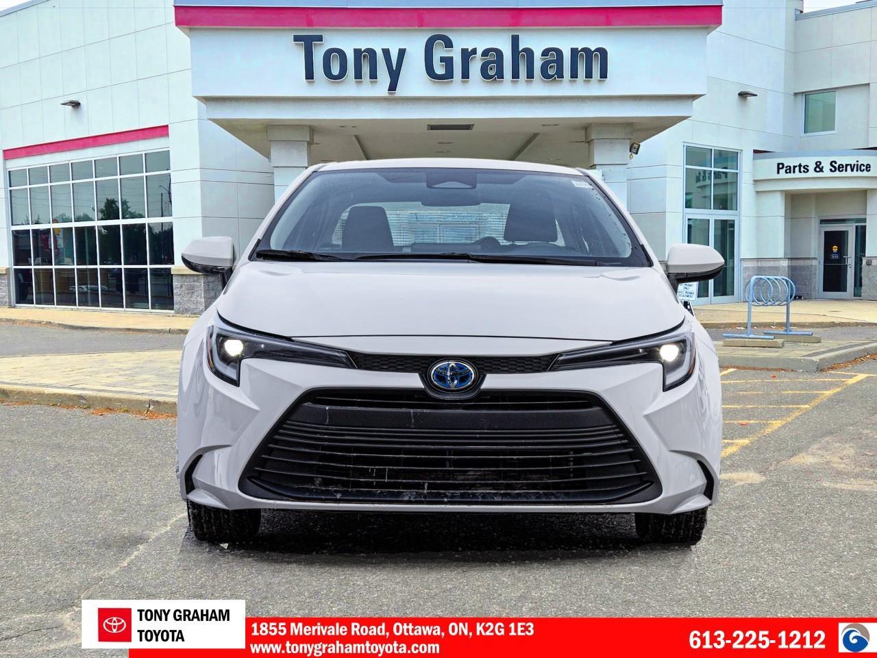 2024 Toyota Corolla Hybrid LE Photo