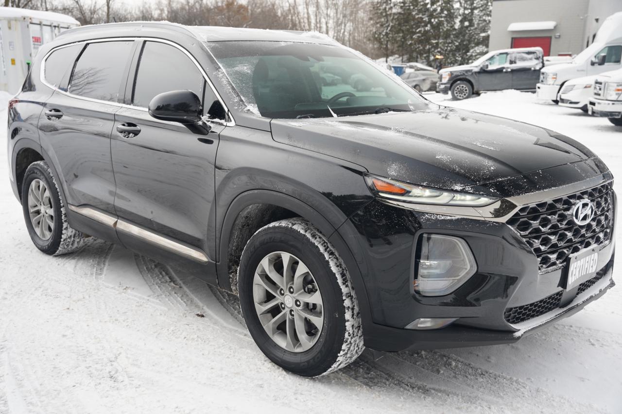 2019 Hyundai Santa Fe SE 2.4 AWD Photo