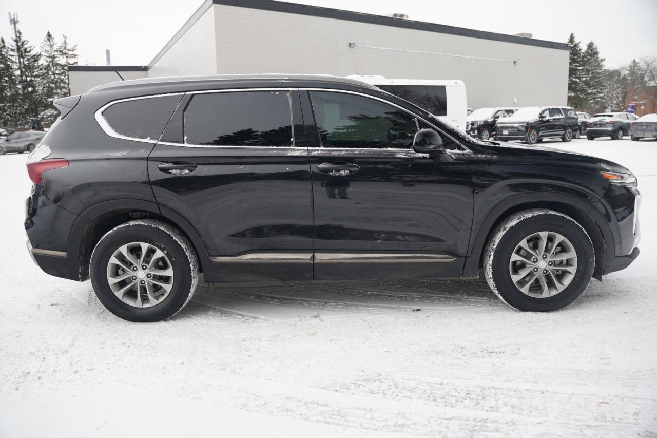 2019 Hyundai Santa Fe SE 2.4 AWD Photo
