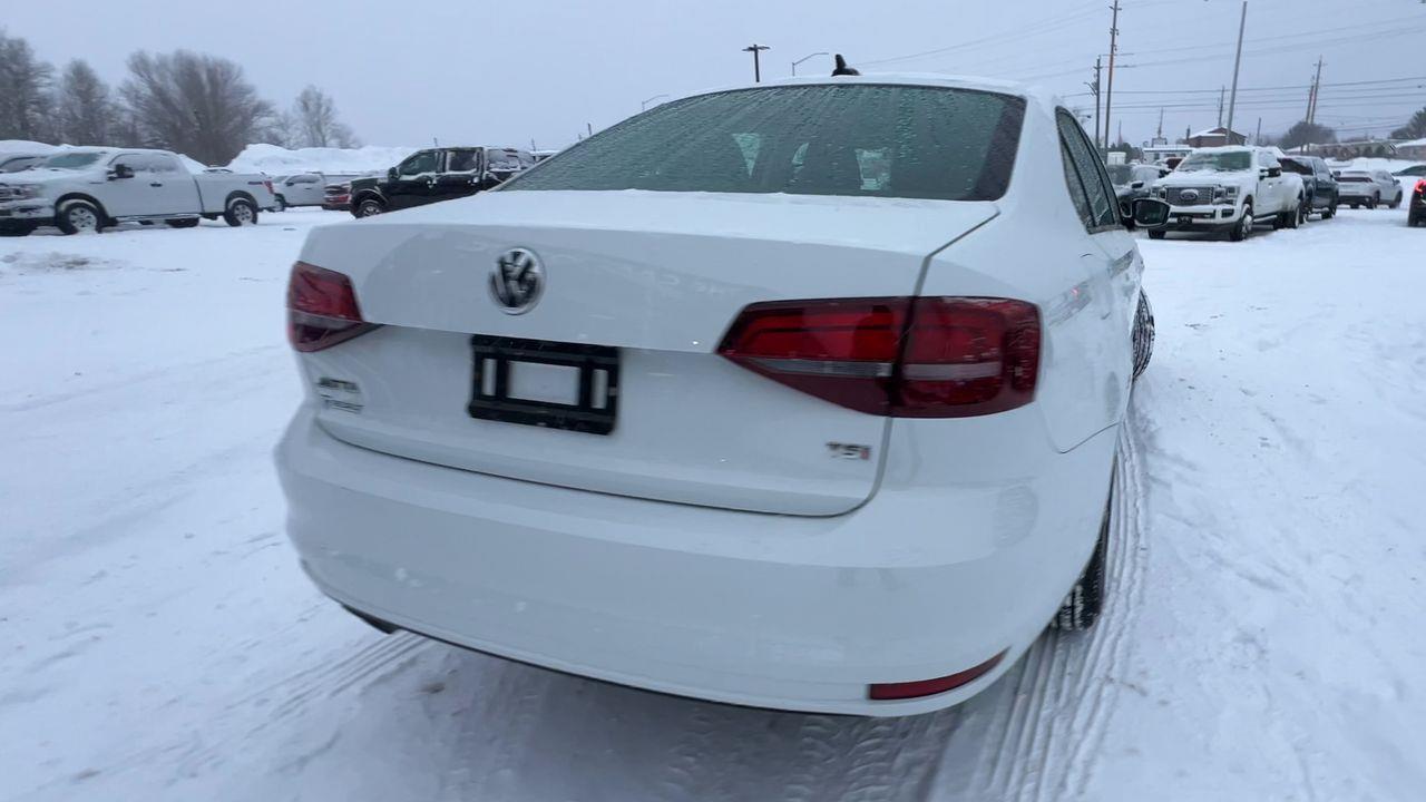 2017 Volkswagen Jetta 1.4 TSI Trendline+ Photo