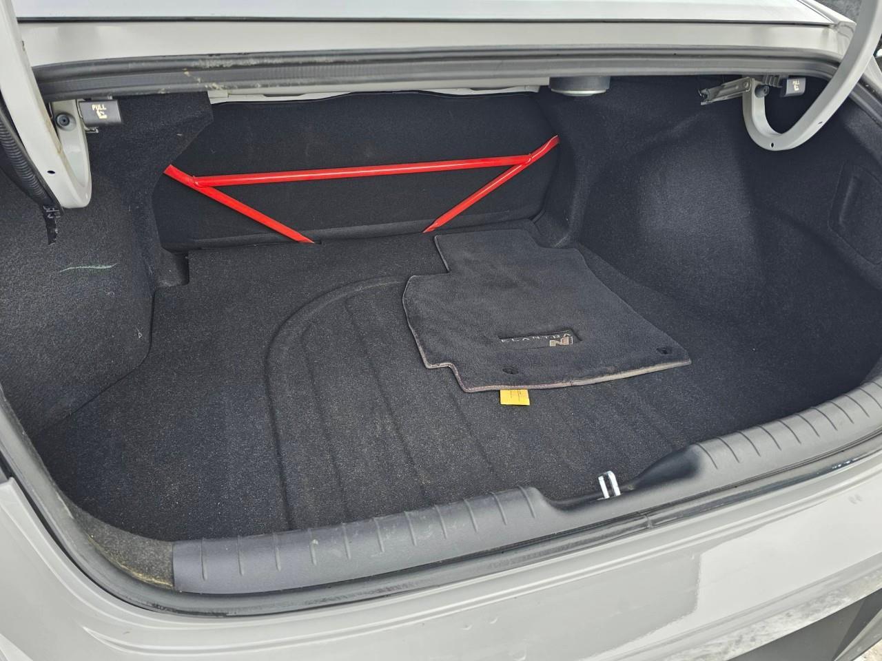 2023 Hyundai Elantra N Base 4dr Sedan Photo