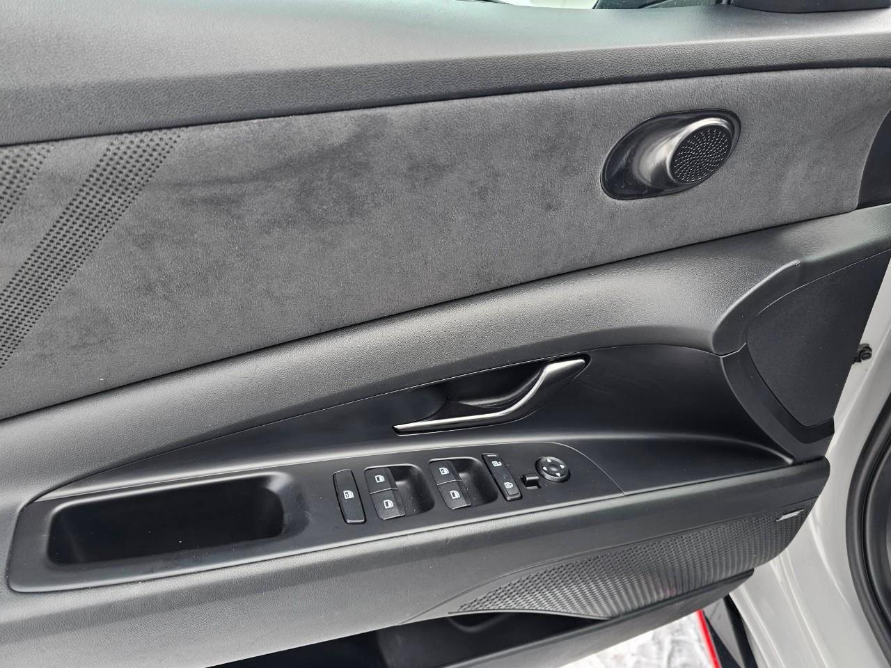 2023 Hyundai Elantra N Base 4dr Sedan Photo