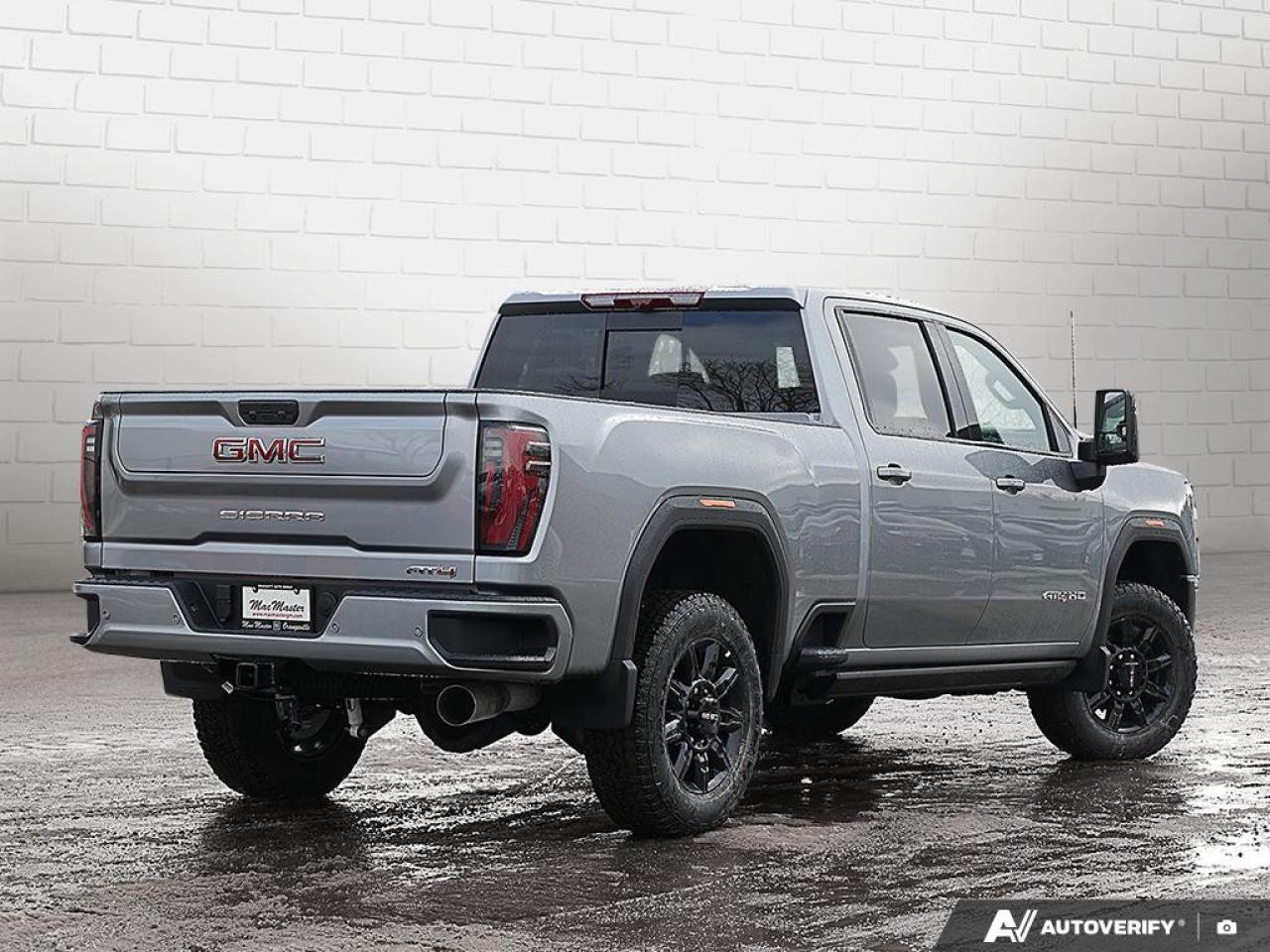 2026 GMC SIERRA 2500HD Crew Cab Standard Box 4-Wheel Drive AT4 Photo4