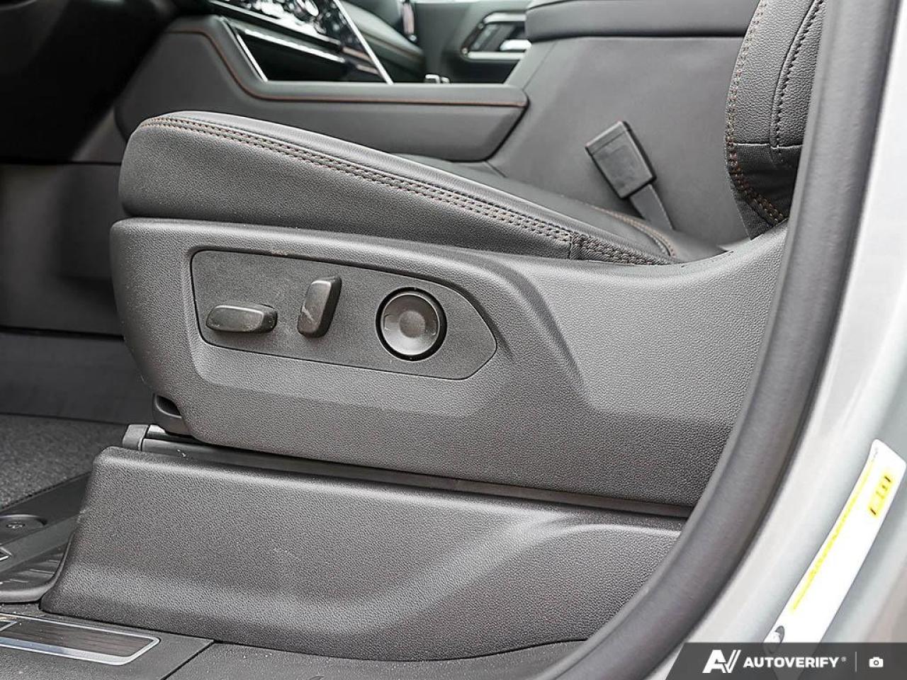 2026 GMC SIERRA 2500HD Crew Cab Standard Box 4-Wheel Drive AT4 Photo