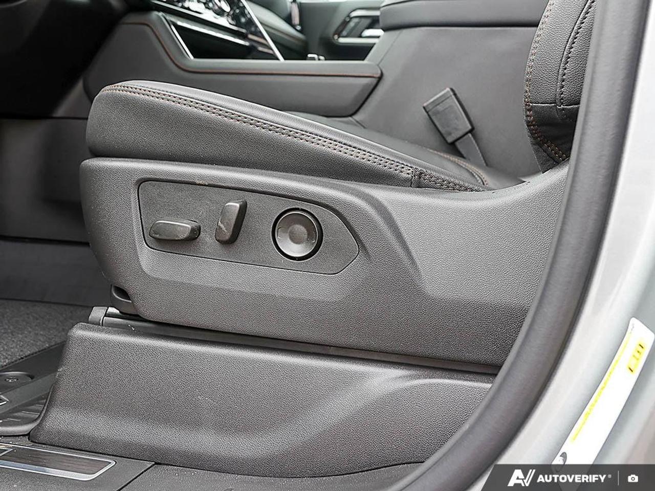 2026 GMC SIERRA 2500HD Crew Cab Standard Box 4-Wheel Drive AT4 Photo