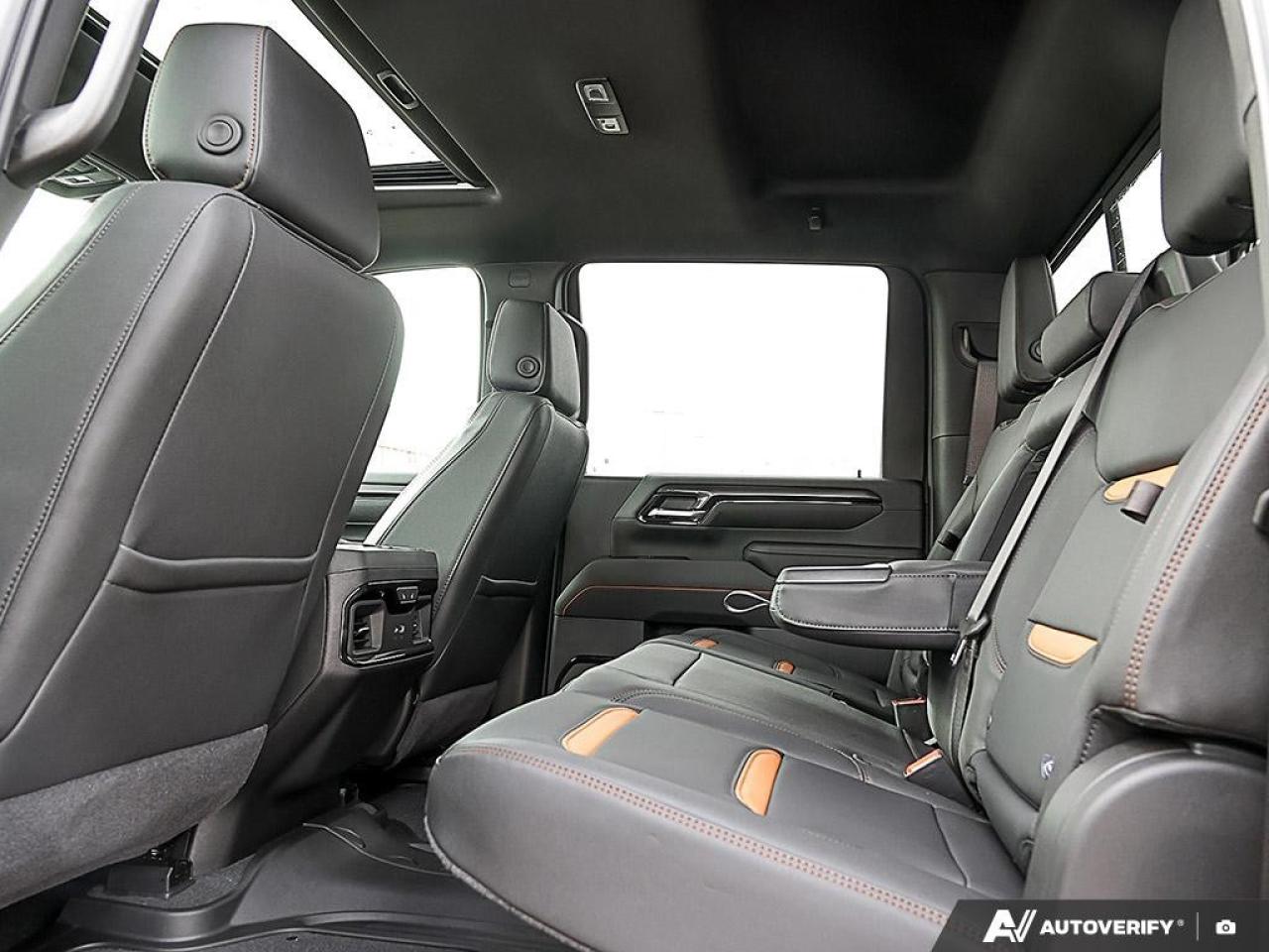 2026 GMC SIERRA 2500HD Crew Cab Standard Box 4-Wheel Drive AT4 Photo