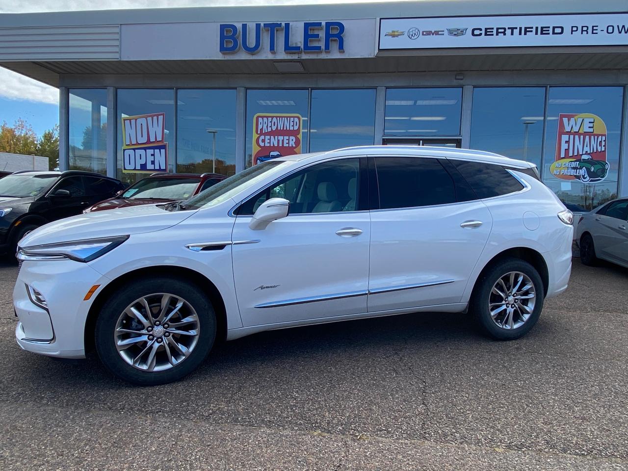 2022 Buick Enclave Avenir All-Wheel Drive Photo2