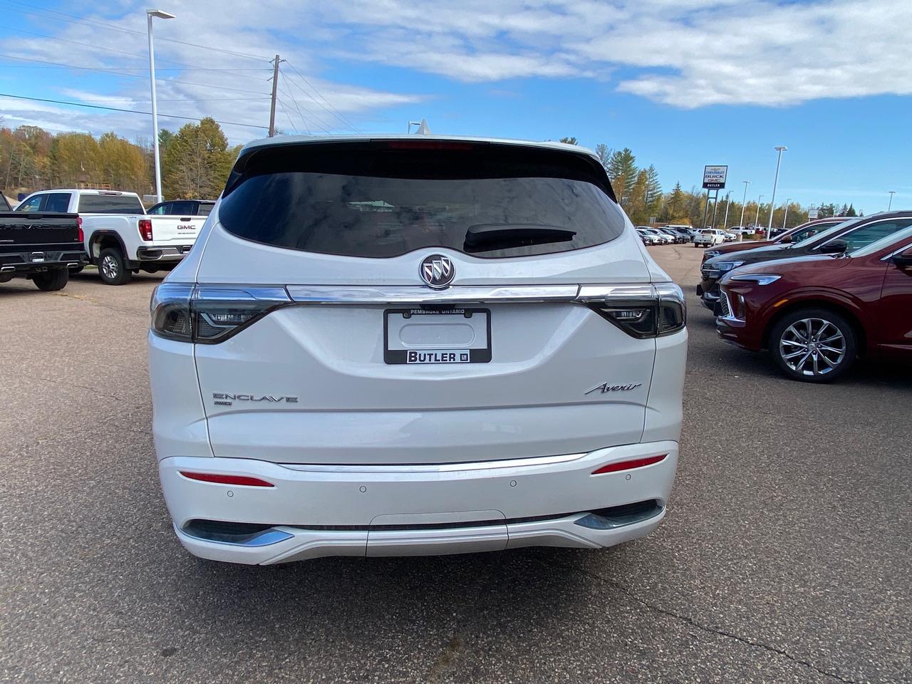2022 Buick Enclave Avenir All-Wheel Drive Photo