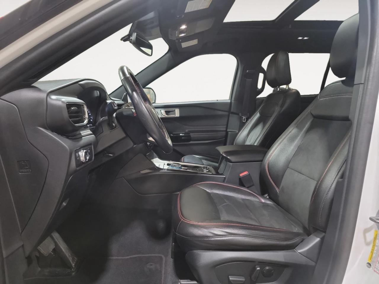 2022 Ford Explorer ST-Line 4dr 4x4 Photo