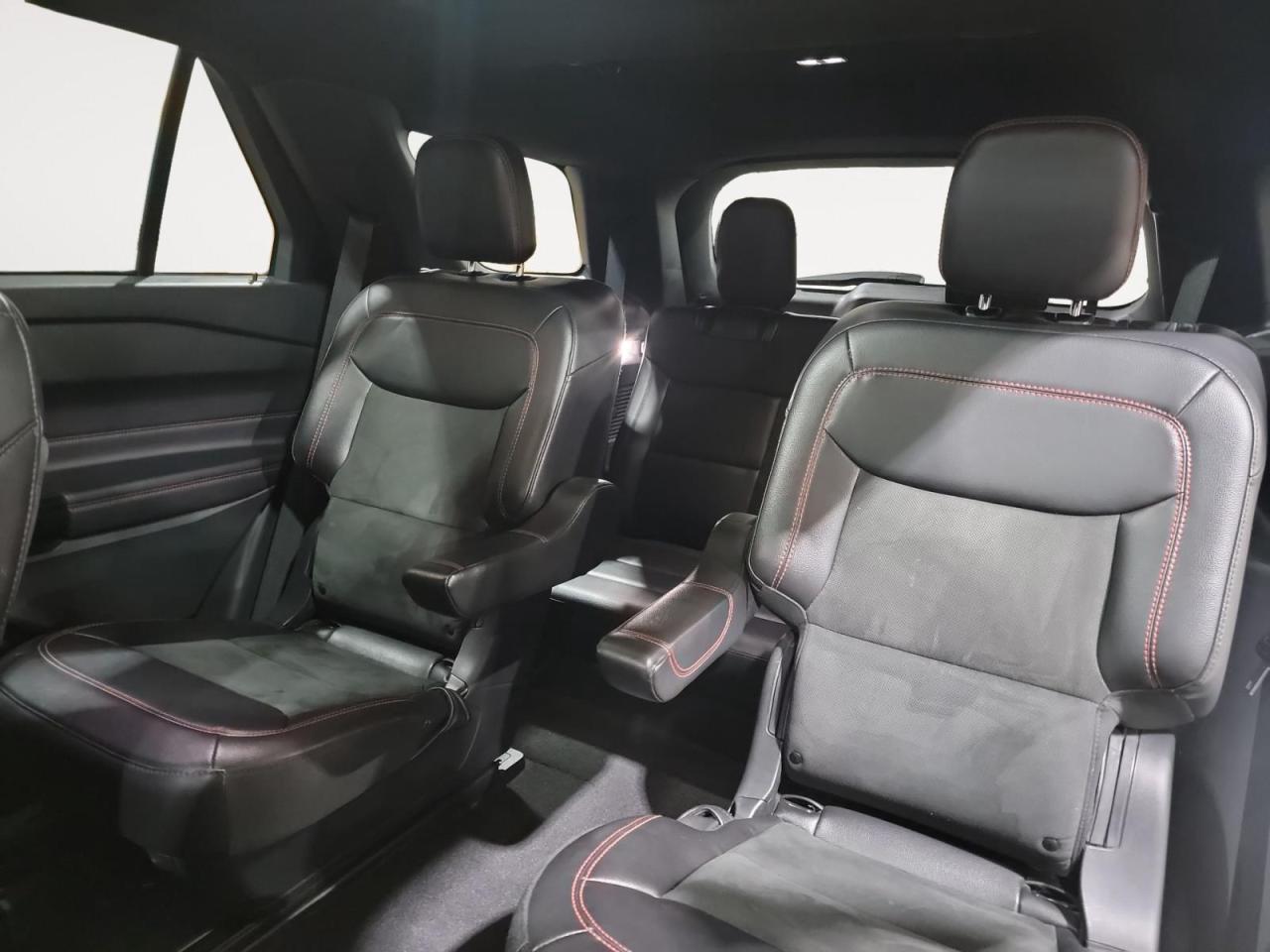 2022 Ford Explorer ST-Line 4dr 4x4 Photo