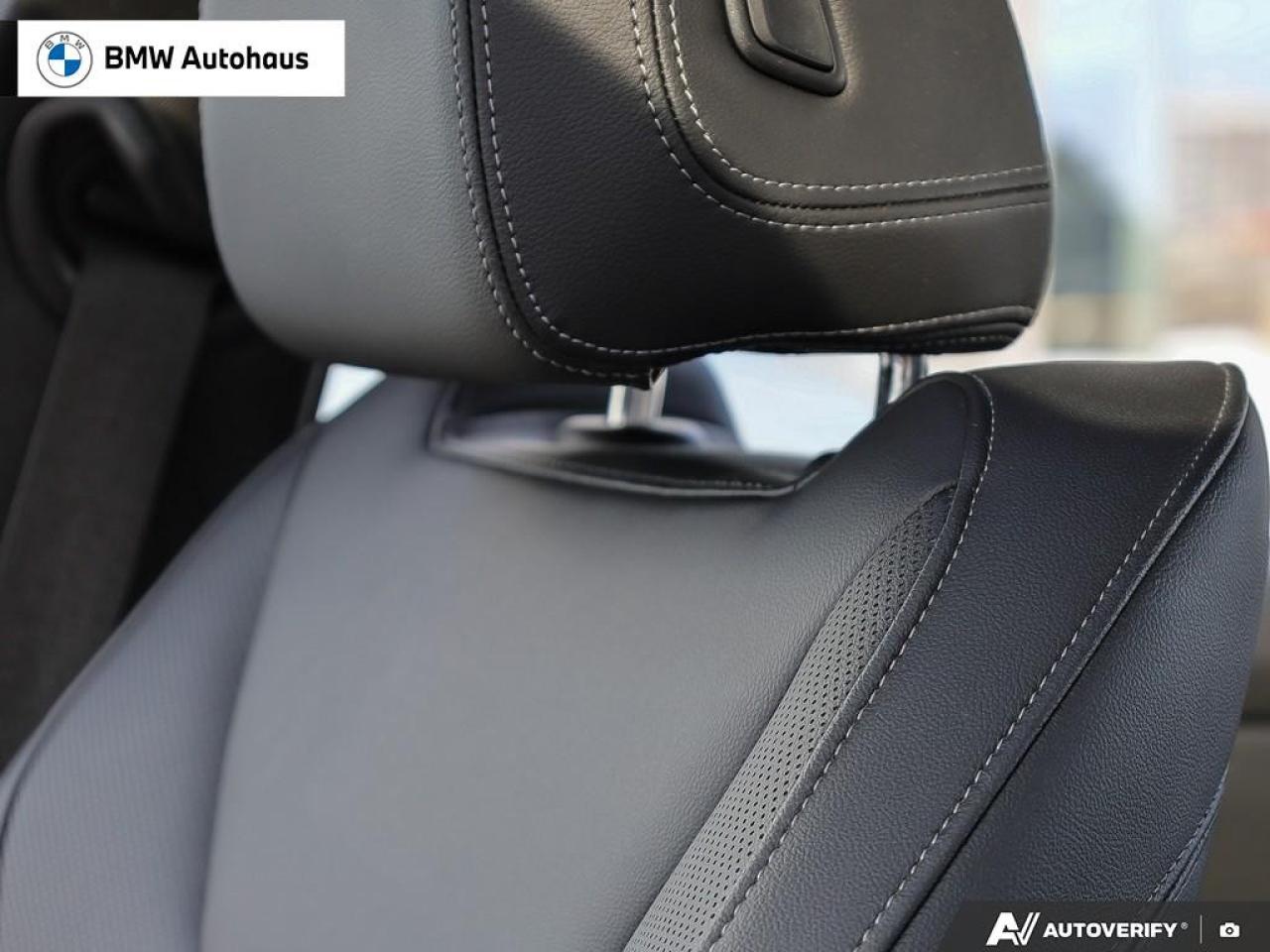 2023 BMW 3 Series 330i xDrive Sedan Photo