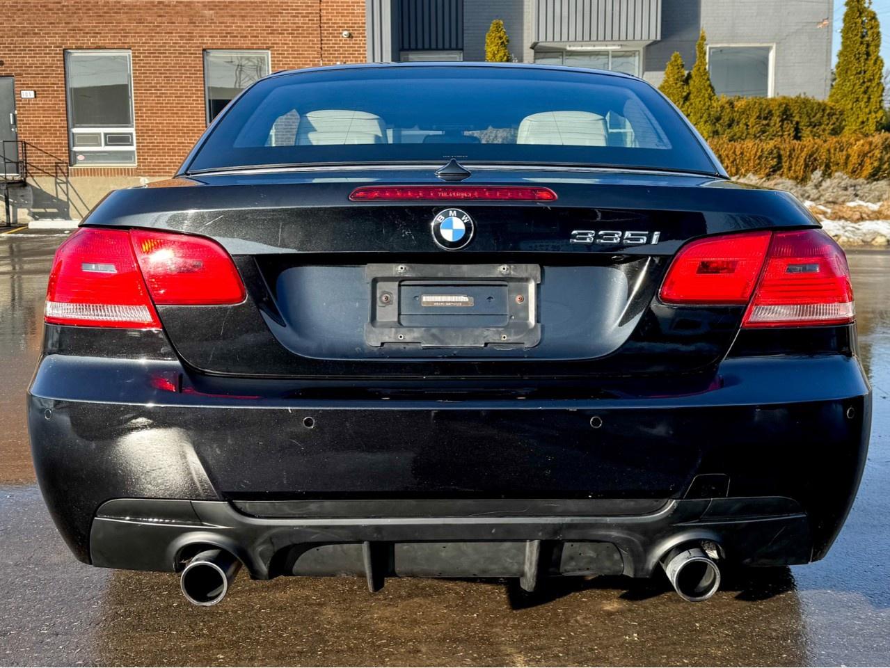 2007 BMW 3 Series Convertible / low kilometer / 6 speed / White interior Photo