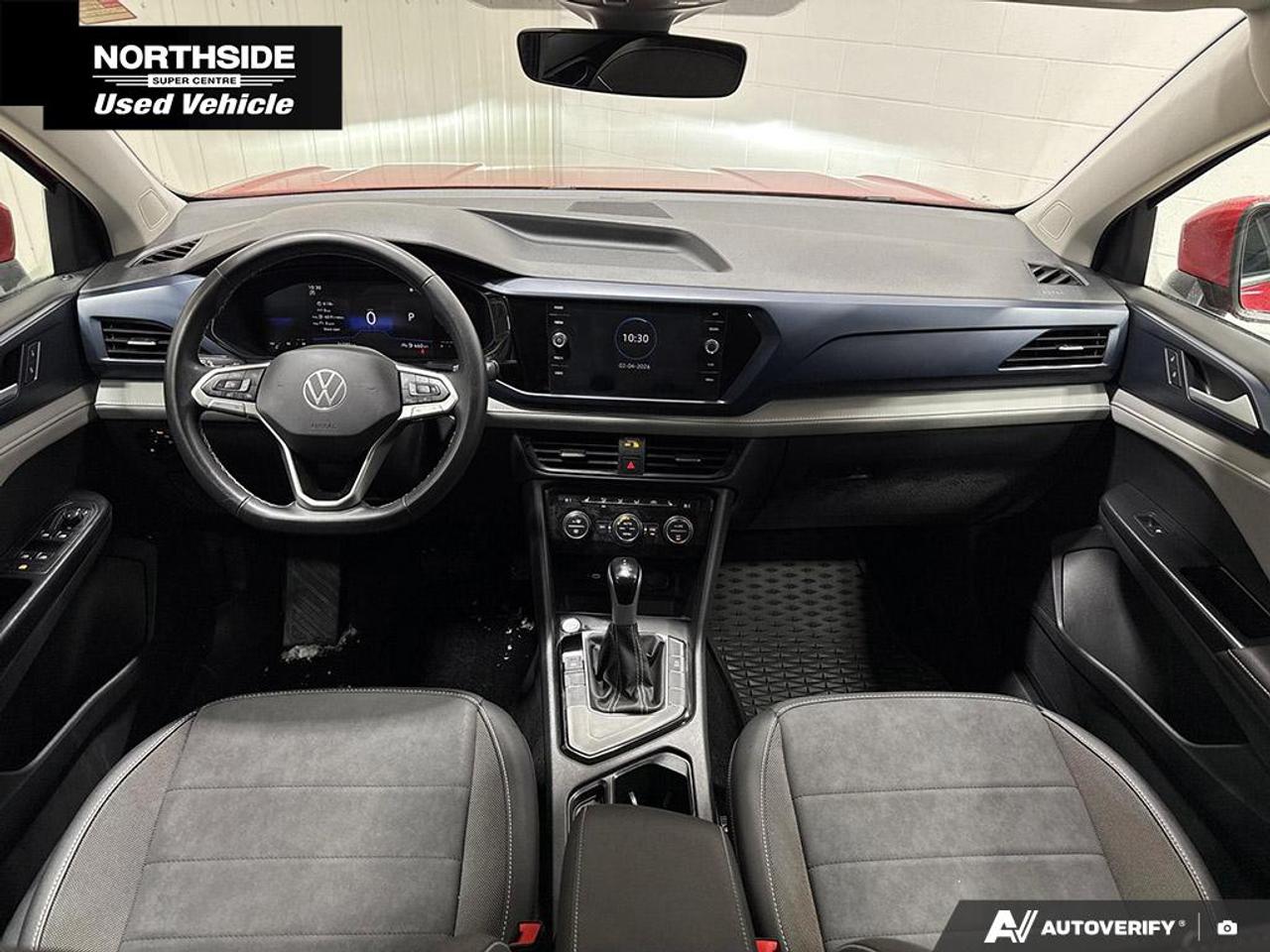 2024 Volkswagen Taos Comfortline 4dr Front-Wheel Drive Photo