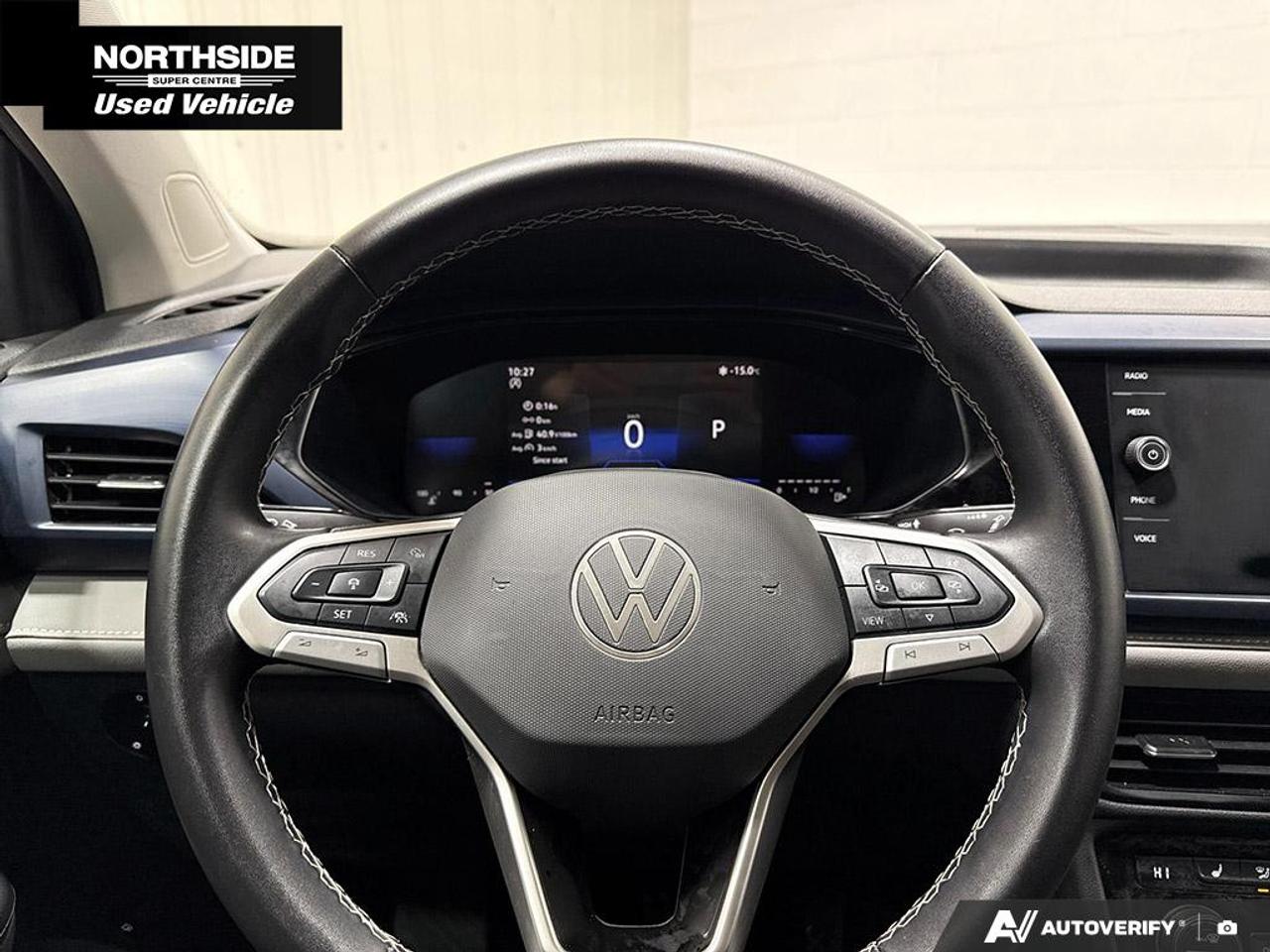 2024 Volkswagen Taos Comfortline 4dr Front-Wheel Drive Photo