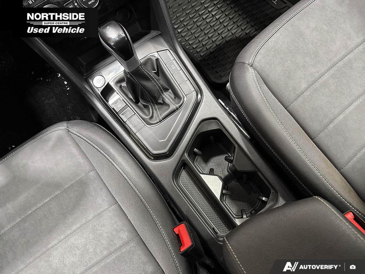 2024 Volkswagen Taos Comfortline 4dr Front-Wheel Drive Photo