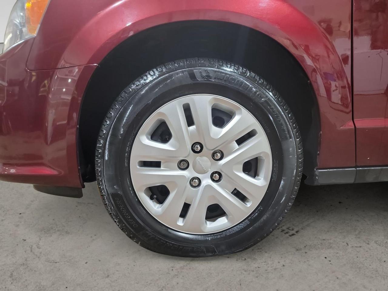 2019 Dodge Grand Caravan CVP/SXT Passenger Van Photo