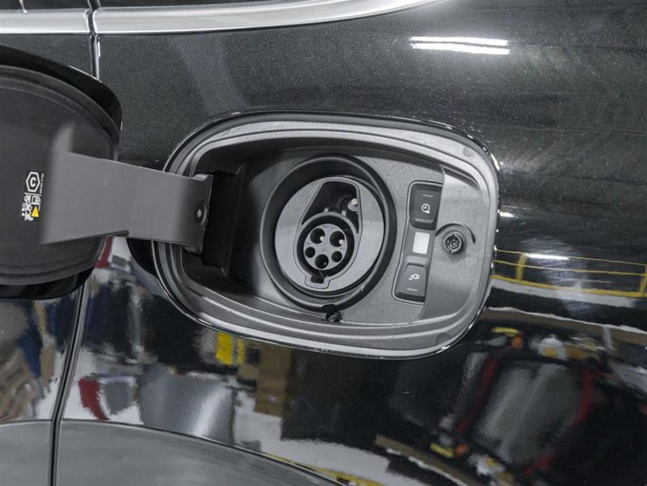 2026 Porsche Cayenne  Photo