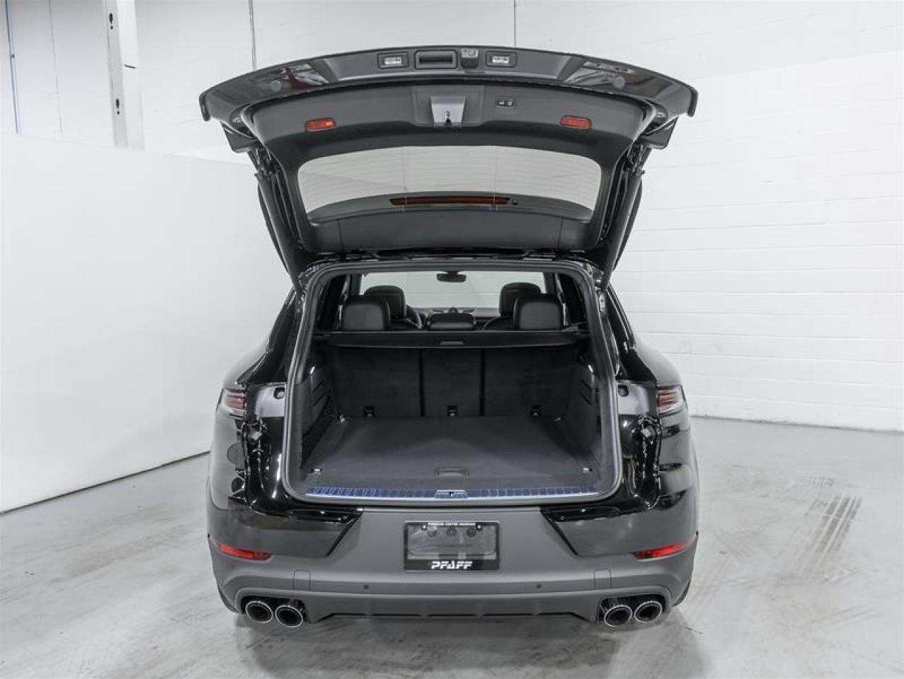 2026 Porsche Cayenne  Photo