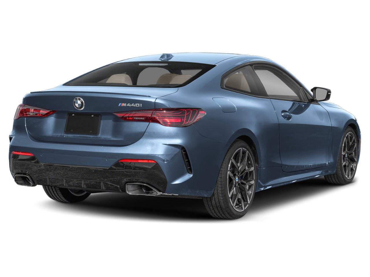 2026 BMW 4 Series M440i xDrive Coupe Photo