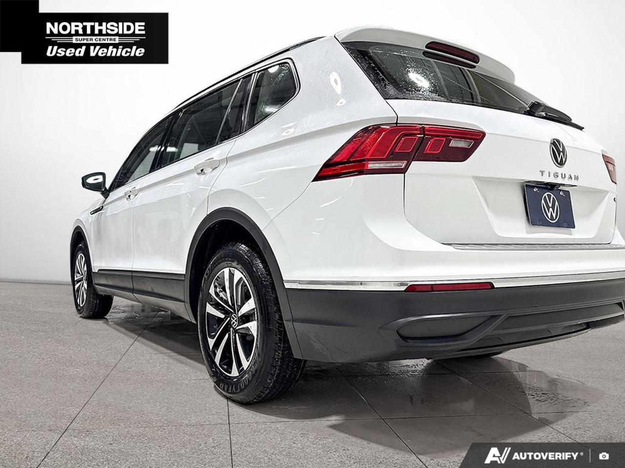 2024 Volkswagen Tiguan Trendline 4dr All-wheel Drive 4MOTION Photo4