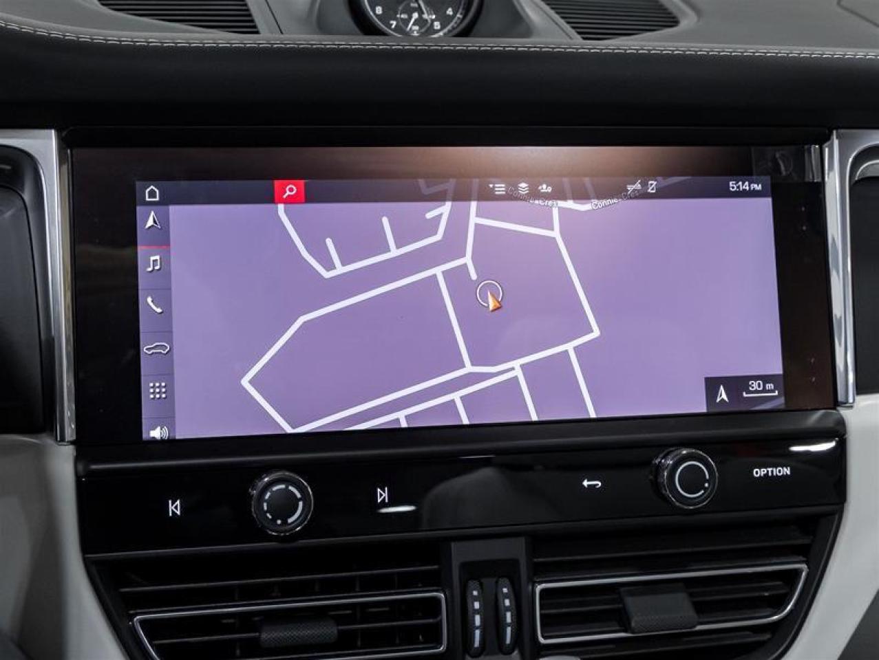 2026 Porsche Macan  Photo