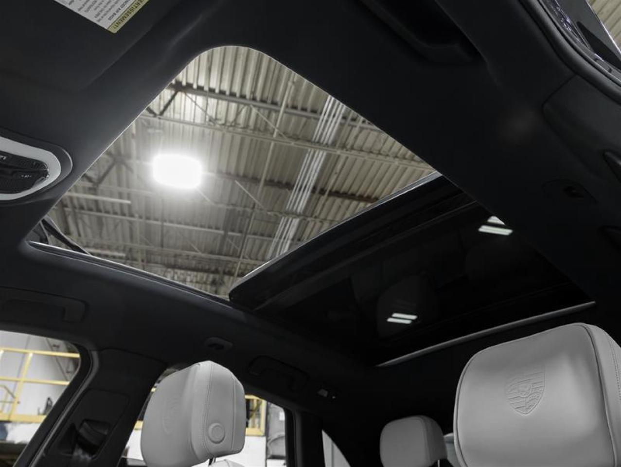 2026 Porsche Macan  Photo