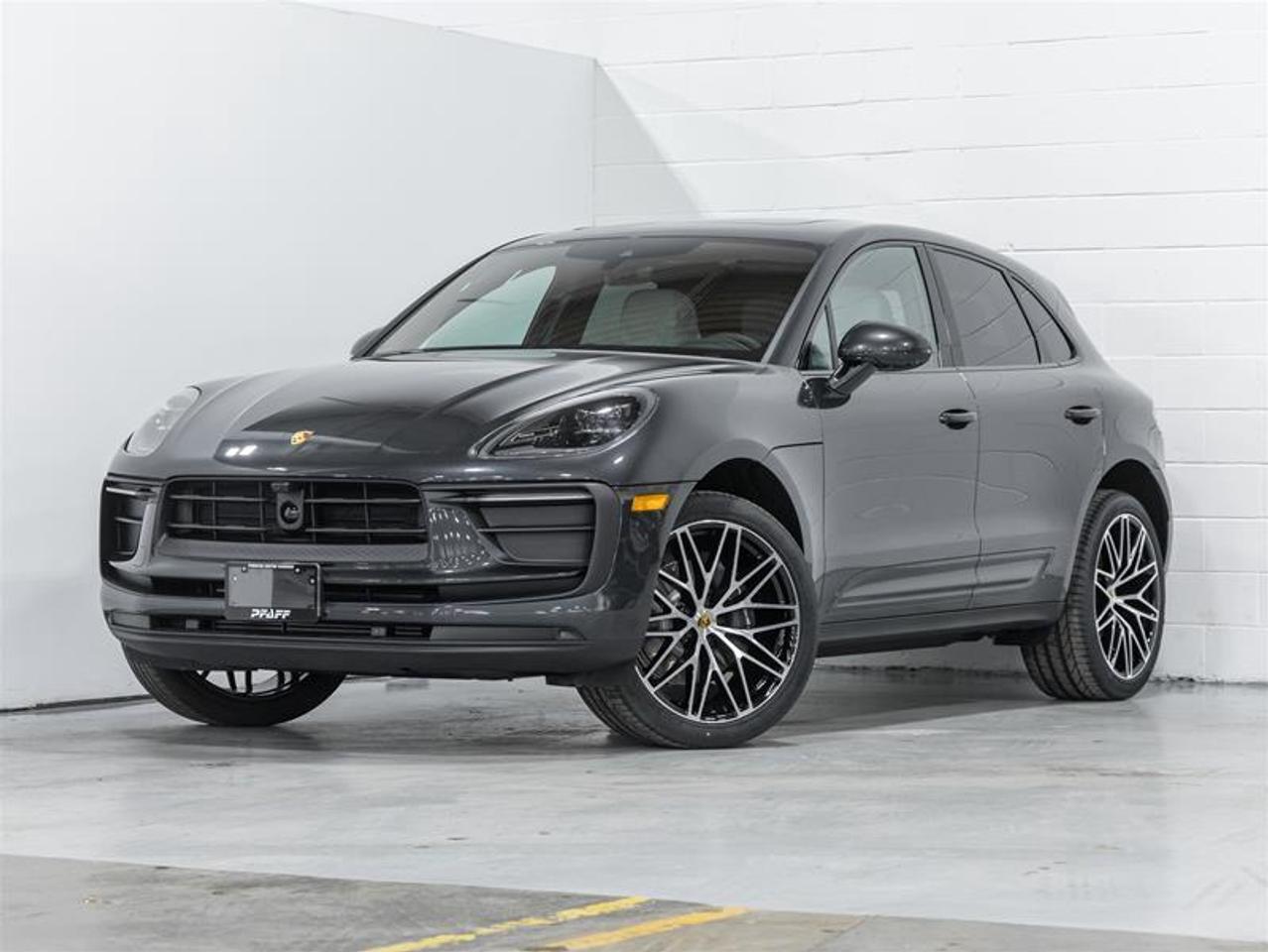 2026 Porsche Macan  Photo0