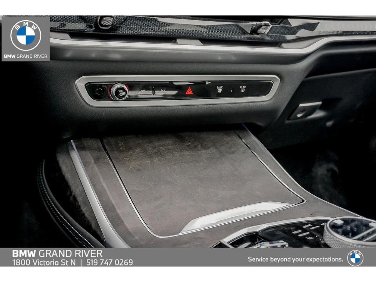 2024 BMW X7 xDrive40i 4dr All-Wheel Drive Sports Activity Vehicle Photo