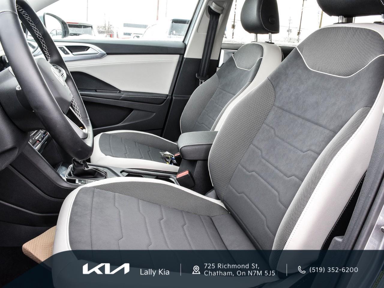 2025 Volkswagen Taos Comfortline New Arrival | Low KMs | Clean CarFax | Leather Photo