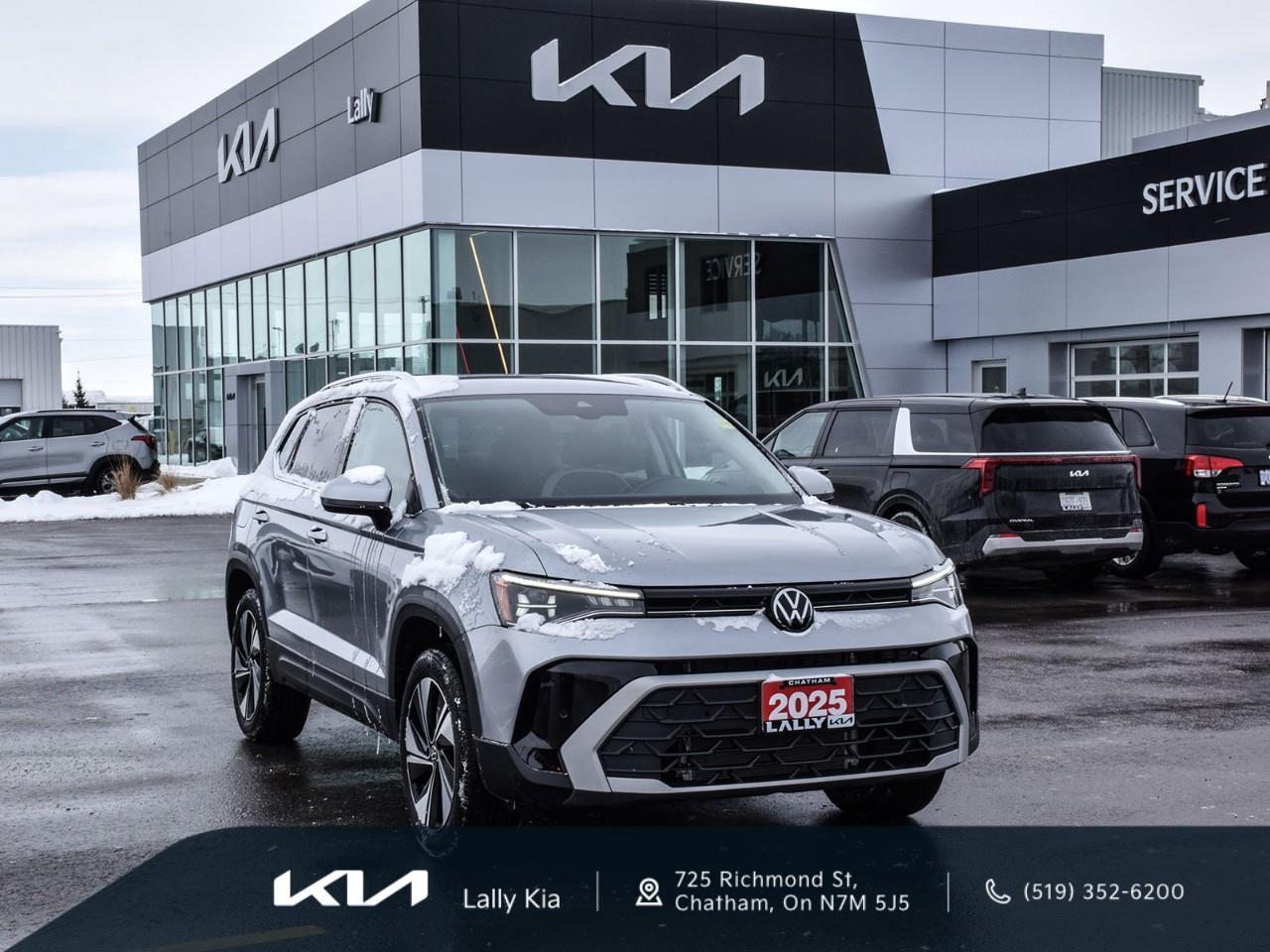 2025 Volkswagen Taos Comfortline New Arrival | Low KMs | Clean CarFax | Leather Photo