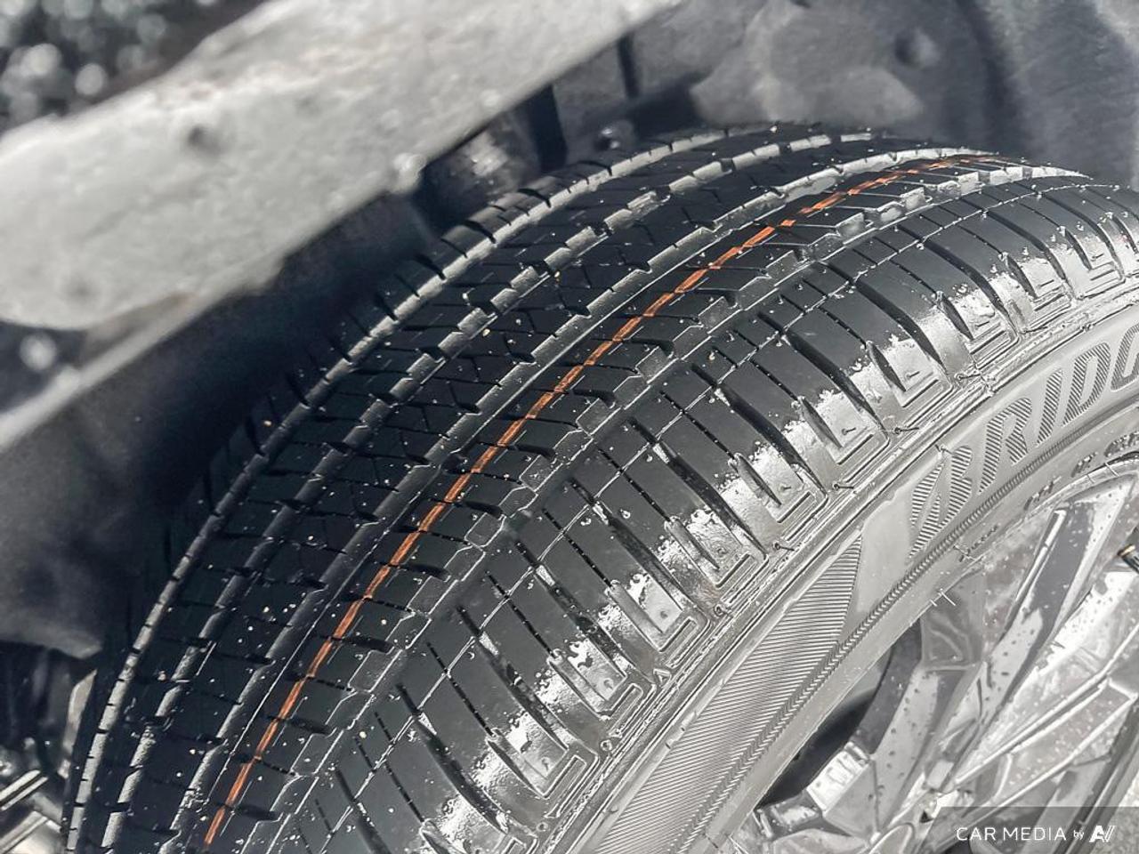 2026 Jeep Grand Cherokee L Base 4dr 4x4 Photo