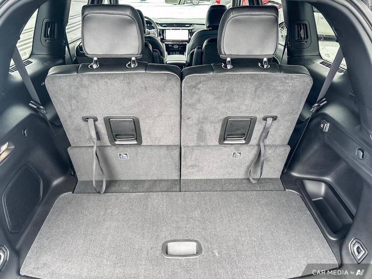 2026 Jeep Grand Cherokee L Base 4dr 4x4 Photo