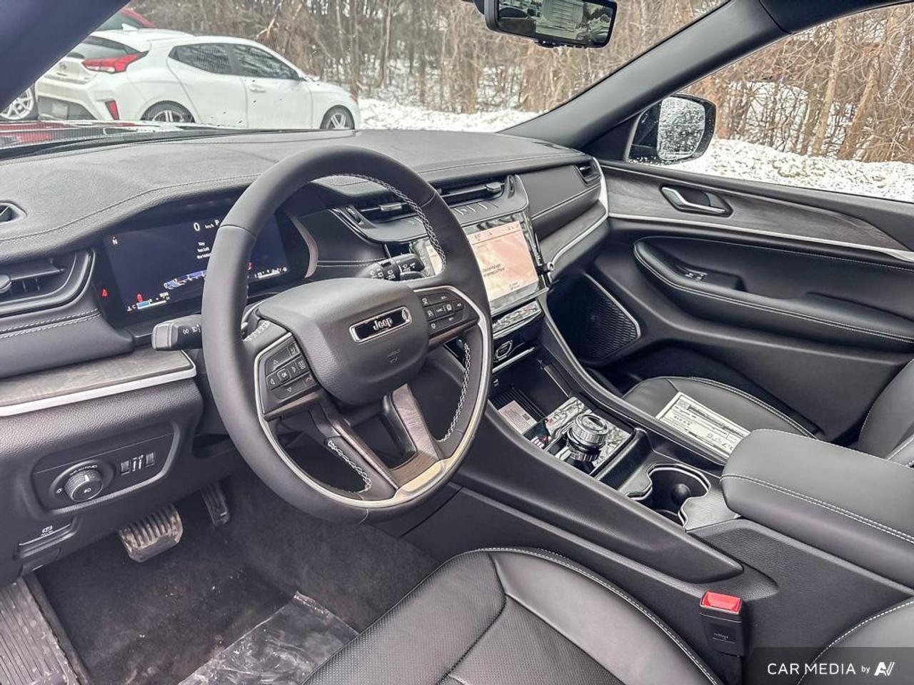 2026 Jeep Grand Cherokee L Base 4dr 4x4 Photo