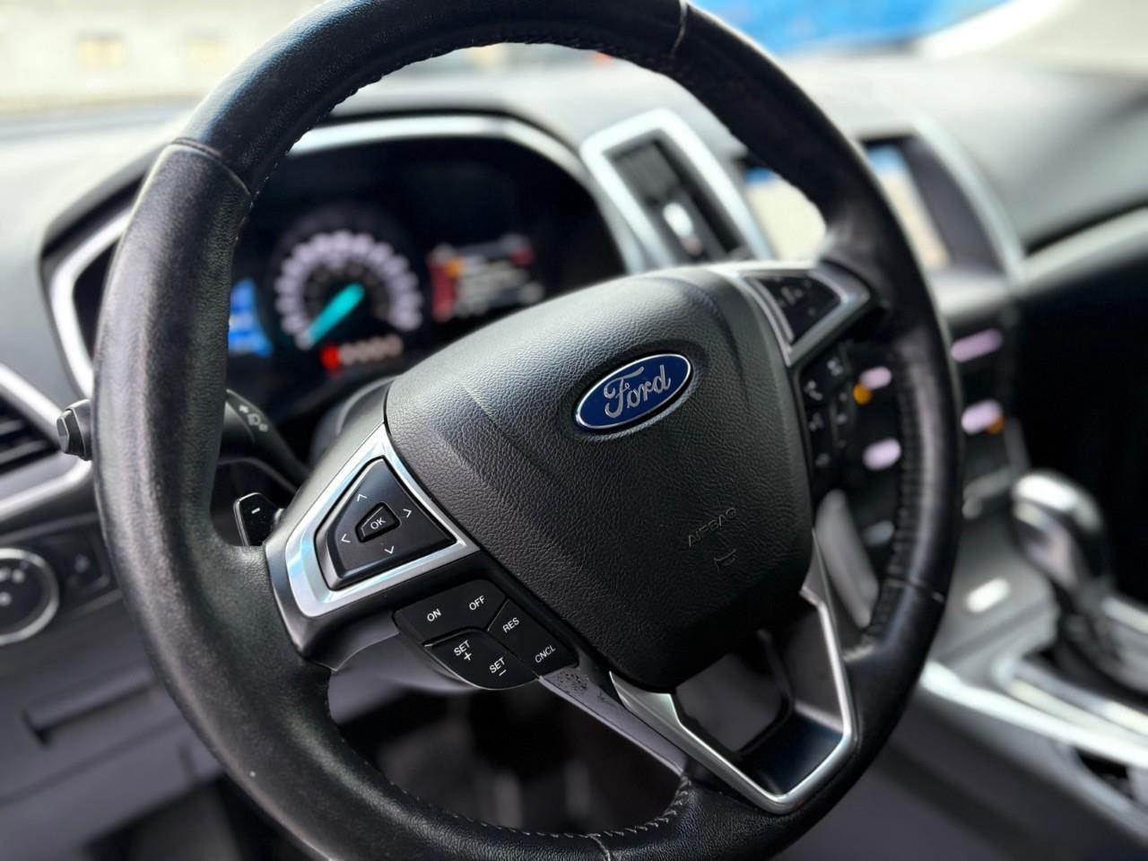 2016 Ford Edge TITANIUM 4DR ALL-WHEEL DRIVE Photo