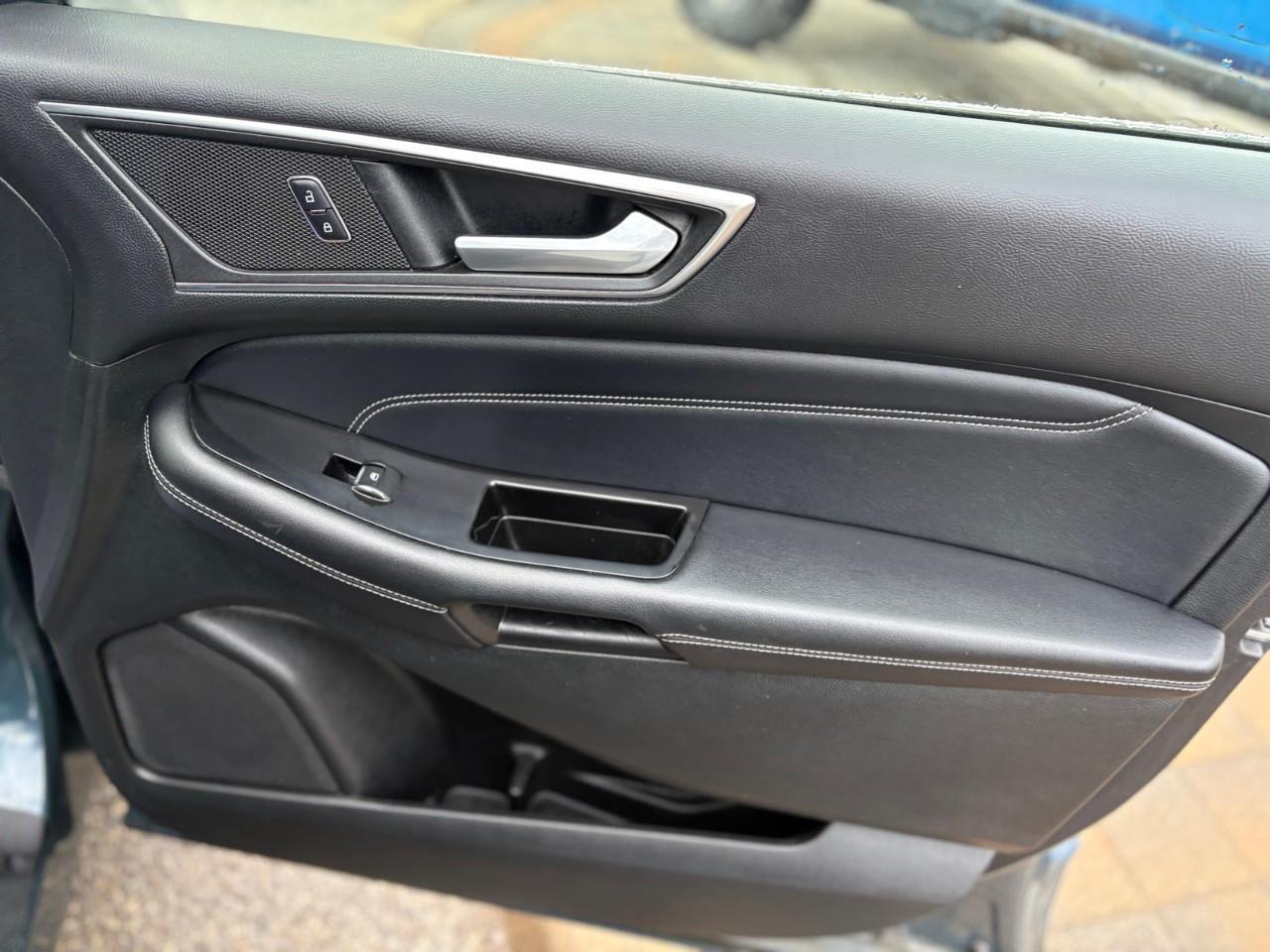 2016 Ford Edge TITANIUM 4DR ALL-WHEEL DRIVE Photo