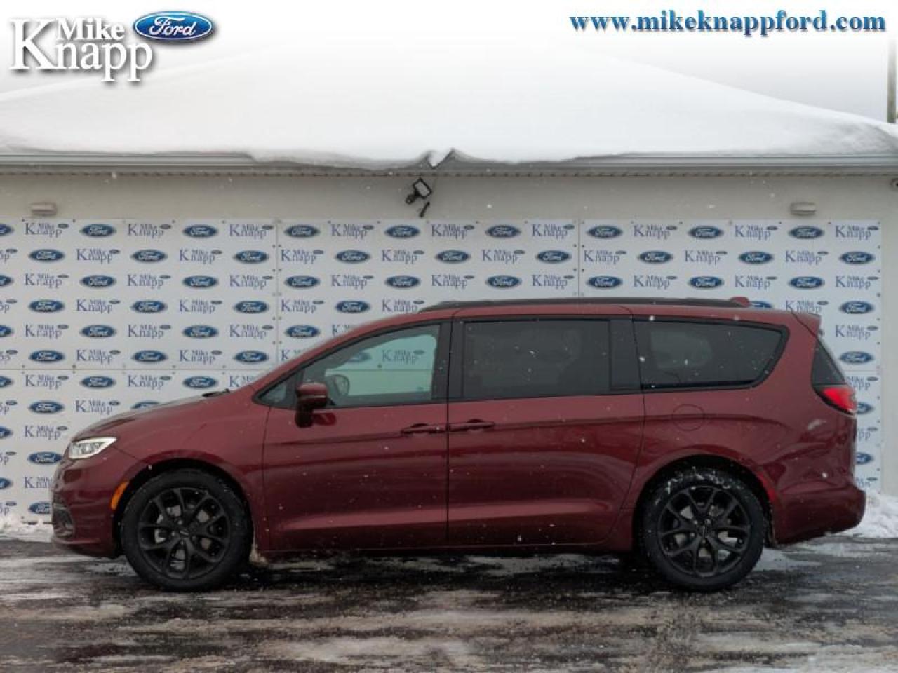 2022 Chrysler Pacifica Touring L Photo