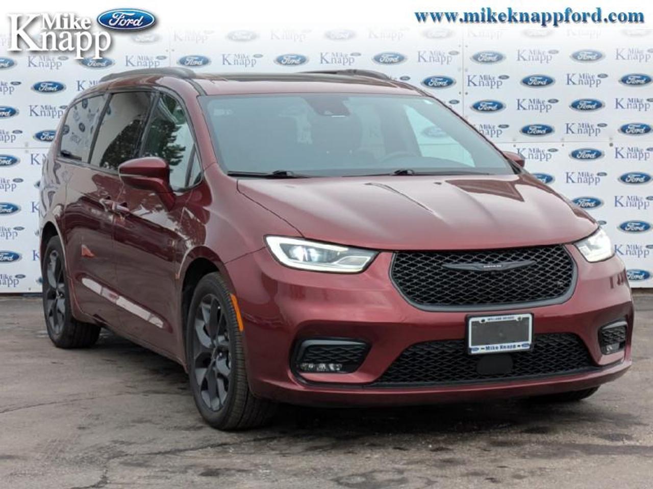 2022 Chrysler Pacifica Touring L Photo