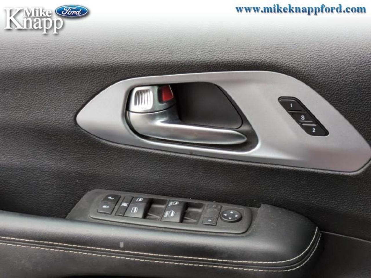 2022 Chrysler Pacifica Touring L Photo